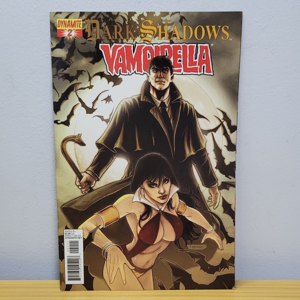 Dark Shadows / Vampirella #2 2012 Dynamite Entertainment
